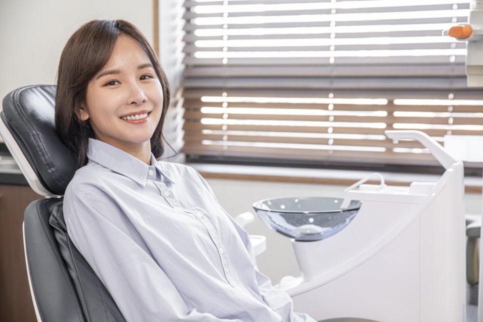정자동 치과 자연스러운 크라운 치료 지르코니아