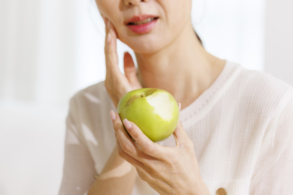 정자동 치과 충치 없어도 치아가 시릴 수 있어요~
