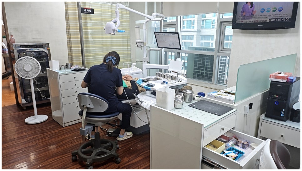 분당동치과, 치아 1개가 빠졌다면 브리지와 임플란트 선택 기준 4가지는?